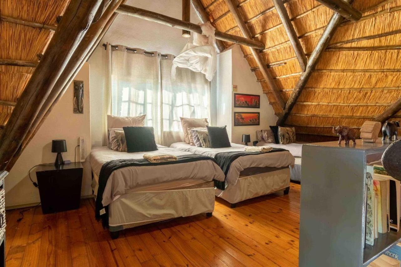 Mopani Manor Villa Marloth Park Exteriör bild